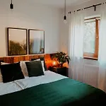 Zacisze Quarto em Acomodações Particulares