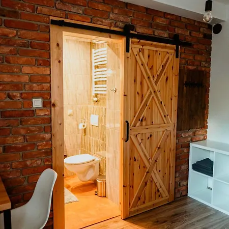 Zacisze ホームステイ モラビツァ