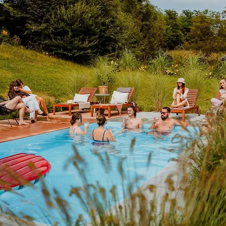 Zacisze ホームステイ *