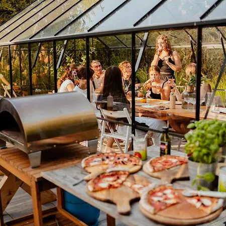 Zacisze ホームステイ *