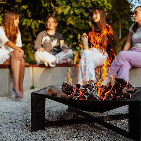 Zacisze ホームステイ *